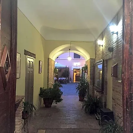 Ξενοδοχείο Fioriti